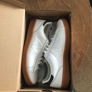 New balance men’s shoes